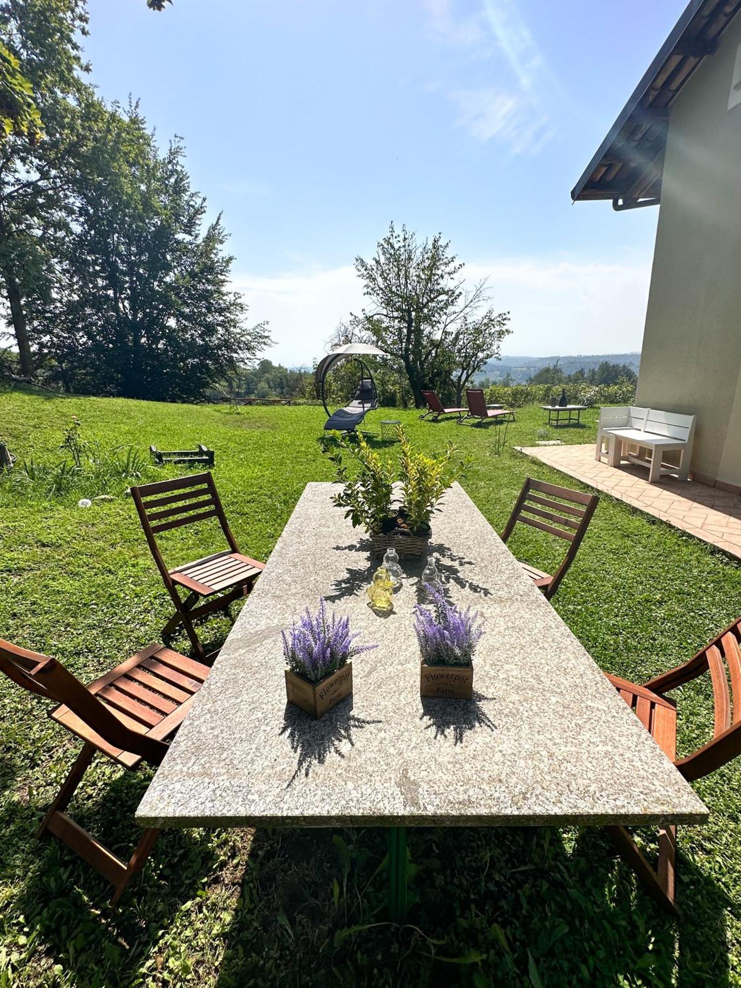 Villa Just Langhe Casa Barolo Novello Esterno foto